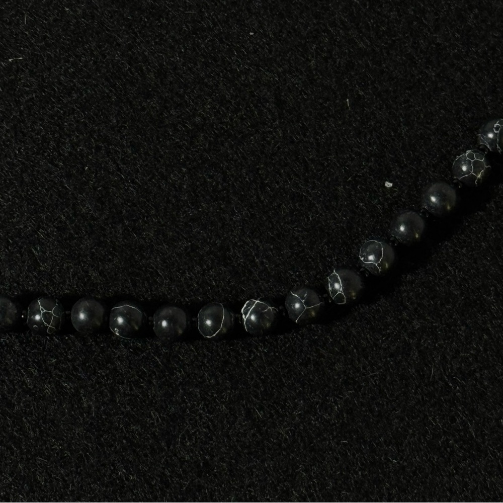 Sophisticated Black Beaded Necklace - Picture 3 of 4